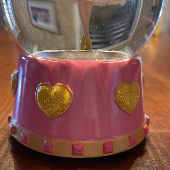 Glass globe with Belle plays Beautiful Dreamer, Enesco, Disney copyright. 90’s. - Picture 5 of 6